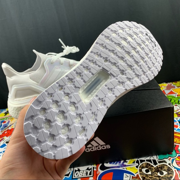 Adidas Ultraboost 20 Iridescent Glitter Women's Various Sizes - Picture 4 of 13